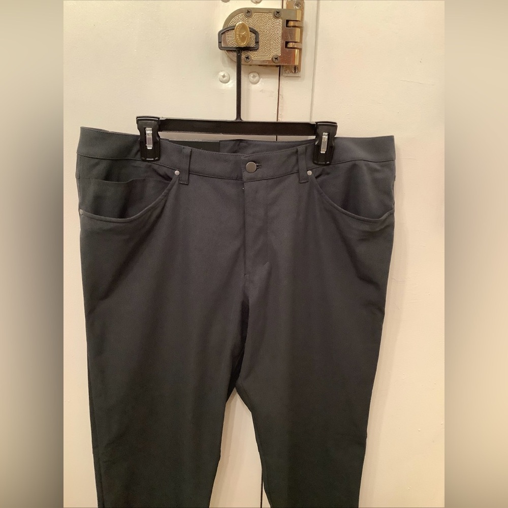 Lululemon Mens Gray ABC Pant Classic Fit 5 Pocket 38 X 34 NWT $138 - Picture 4 of 7
